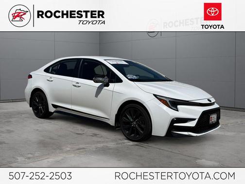 Ice Cap 2024 Toyota Corolla SE