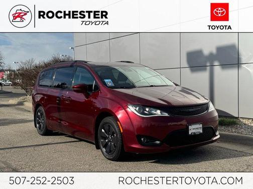 2020 Chrysler Pacifica Hybrid Limited