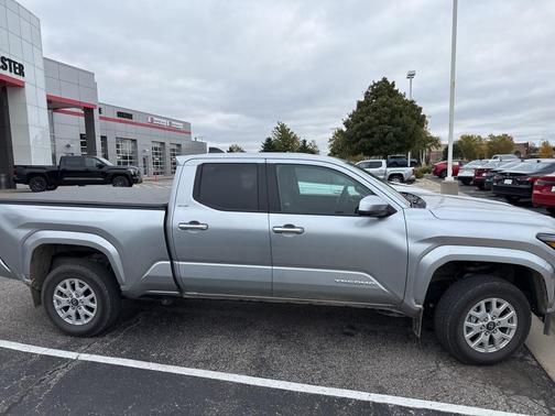 2024 Toyota Tacoma SR5