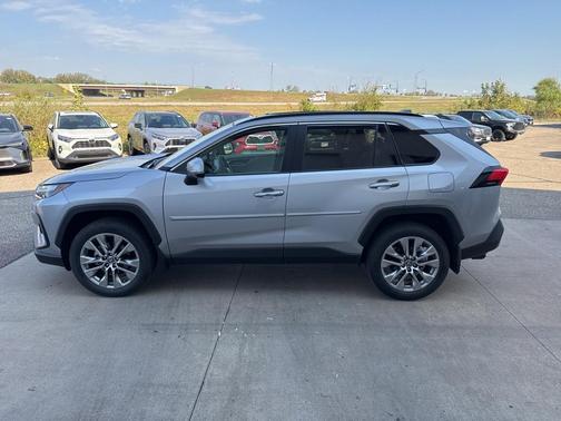 2023 Toyota RAV4 Limited