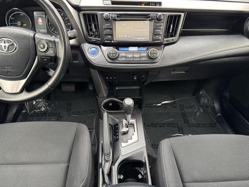 2018 Toyota RAV4 Hybrid XLE