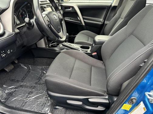 2018 Toyota RAV4 Hybrid XLE