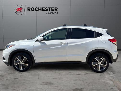 Platinum White Pearl 2022 Honda HR-V EX
