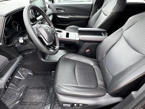 2022 Toyota Sienna XSE 7 Passenger
