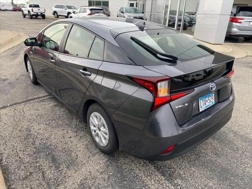 2022 Toyota Prius LE