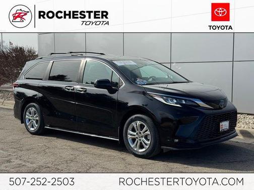 2022 Toyota Sienna XSE 7 Passenger