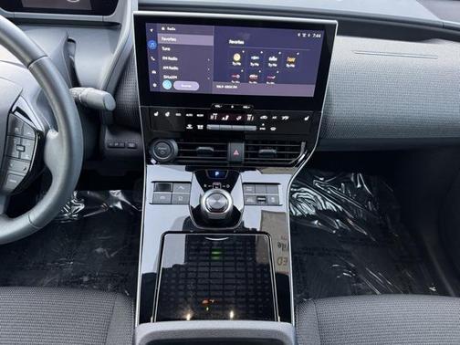 2025 Toyota bZ4X XLE