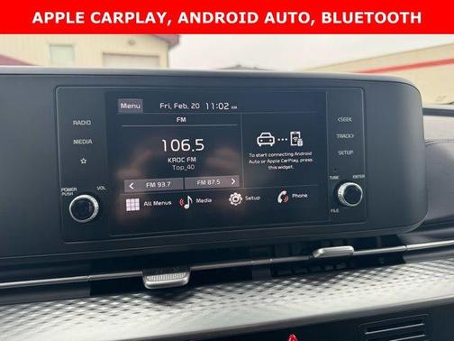 2024 Kia Carnival LX