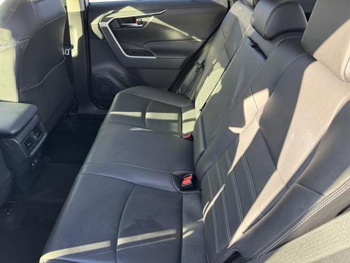 2025 Toyota RAV4 Hybrid XLE Premium