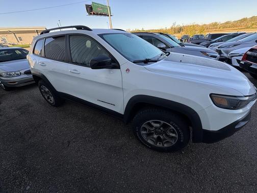 2022 Jeep Cherokee Trailhawk