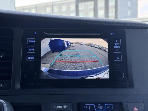 2015 Toyota Sienna LE