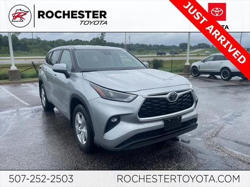 2024 Toyota Highlander LE I4