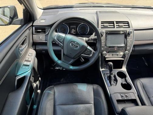 2017 Toyota Camry XLE