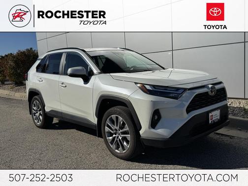 2022 Toyota RAV4 XLE Premium