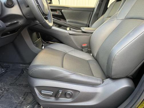 2023 Toyota bZ4X Limited