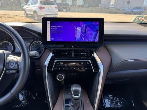 2024 Toyota Venza XLE