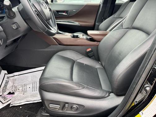 2024 Toyota Venza XLE