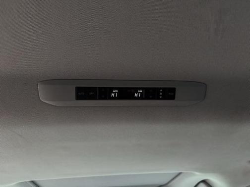 2021 Toyota Sienna XLE 7 Passenger