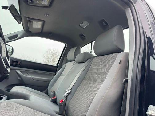 2013 Toyota Tacoma Base