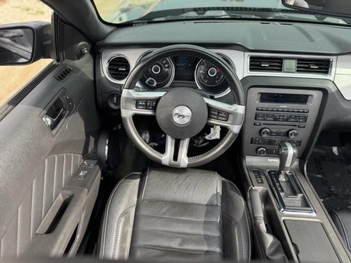 2014 Ford Mustang V6 Premium