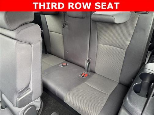 2023 Toyota Highlander LE I4