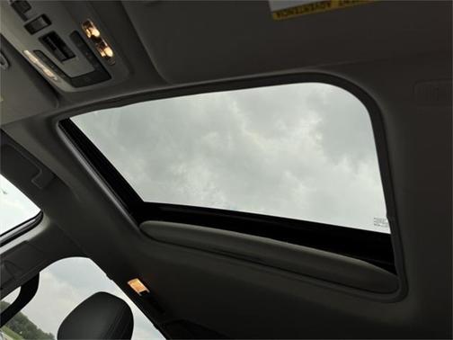 2023 Toyota Sienna XLE 7 Passenger