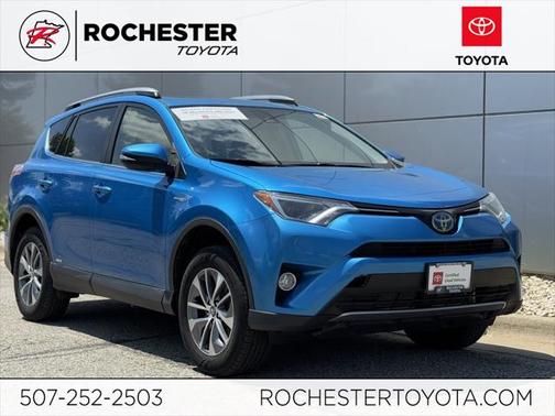 2017 Toyota RAV4 Hybrid XLE