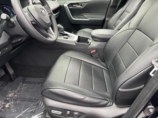 2023 Toyota RAV4 Prime SE