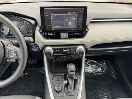 2020 Toyota RAV4 Hybrid XLE