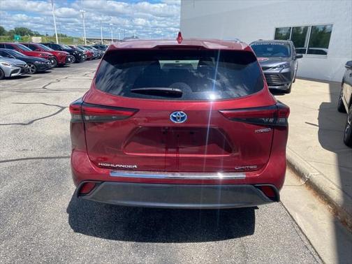 2022 Toyota Highlander Limited