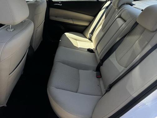 2013 Mazda Mazda6 i Touring