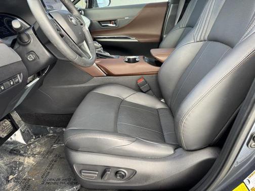 2023 Toyota Venza Limited