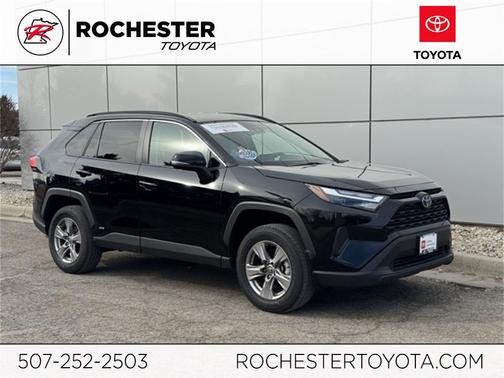 2025 Toyota RAV4 Hybrid XLE