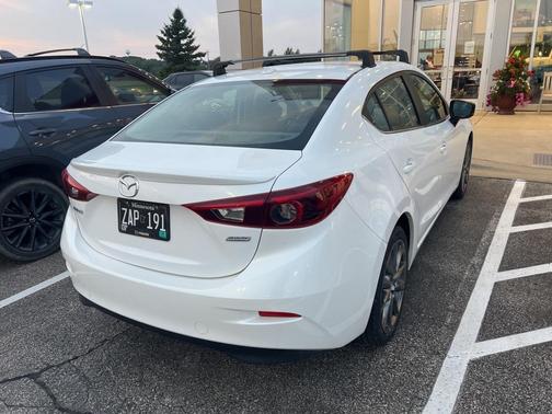 2018 Mazda Mazda3 Grand Touring