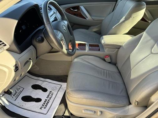 2011 Toyota Camry Hybrid Base