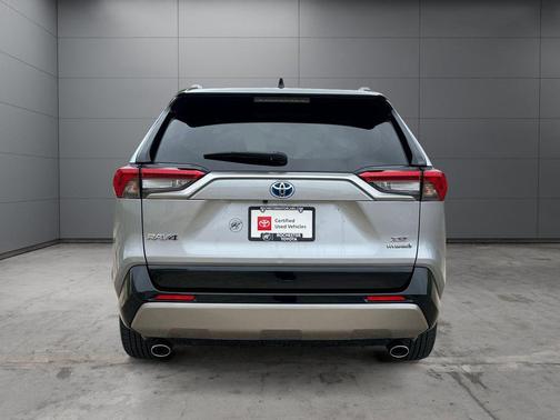 Silver Sky Metallic/Midnight Black Metallic 2022 Toyota RAV4 Hybrid SE