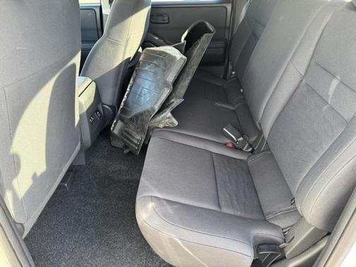 2024 Nissan Frontier S