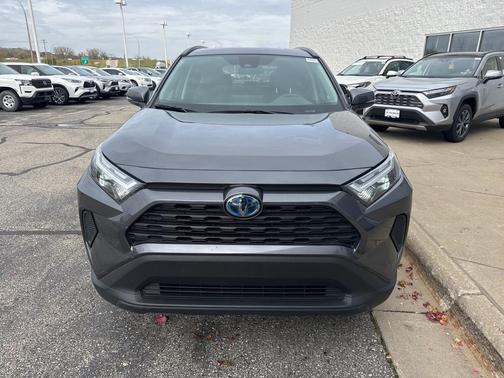 2024 Toyota RAV4 Hybrid LE