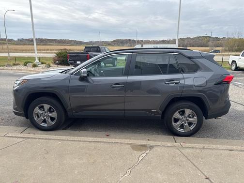 2024 Toyota RAV4 Hybrid LE