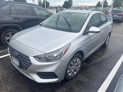 2022 Hyundai Accent SE
