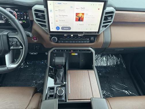 2022 Toyota Tundra Hybrid 1794 Edition