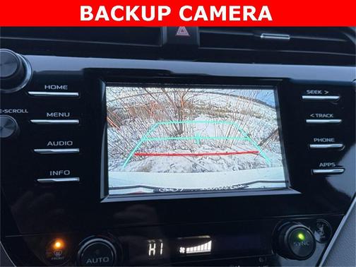 2018 Toyota Camry Hybrid LE