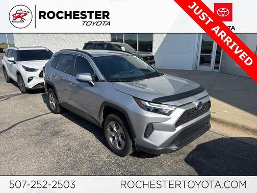 2022 Toyota RAV4 Hybrid XLE
