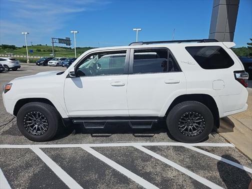 2023 Toyota 4Runner TRD Off Road Premium