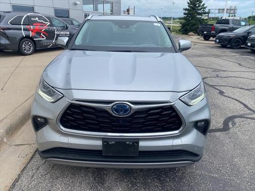 2022 Toyota Highlander Platinum