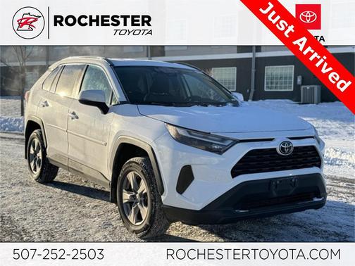 2022 Toyota RAV4 XLE