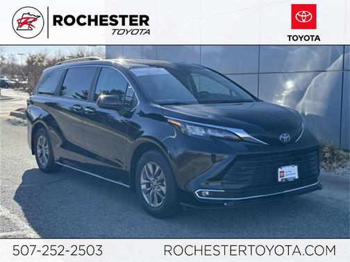 2024 Toyota Sienna XLE