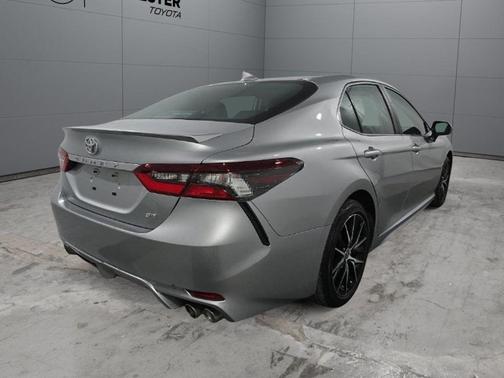 Celestial Silver Metallic 2023 Toyota Camry SE