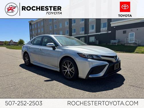 Celestial Silver Metallic 2023 Toyota Camry SE