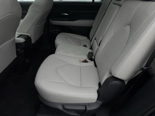 2025 Toyota Grand Highlander Limited